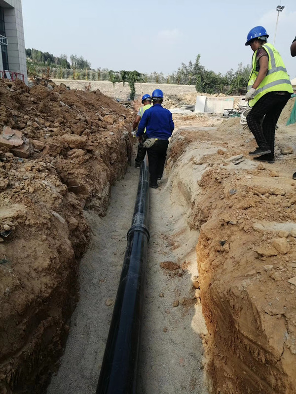 承插式管道連接